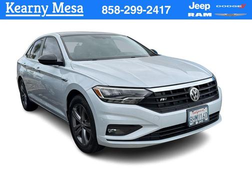 White Silver Metallic 2019 Volkswagen Jetta 1.4T R-Line