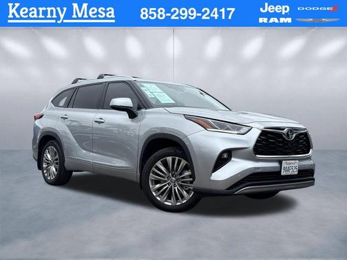 Celestial Silver Metallic 2022 Toyota Highlander Platinum