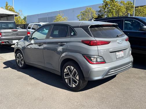 2023 Hyundai KONA EV SE