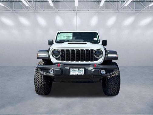 Bright White Clearcoat 2026 Jeep Wrangler Rubicon