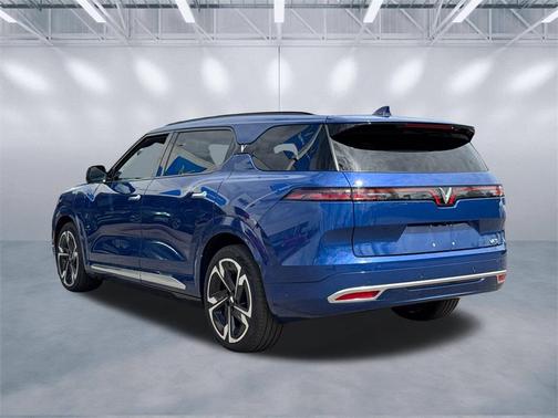 2024 VinFast VF 9 Plus