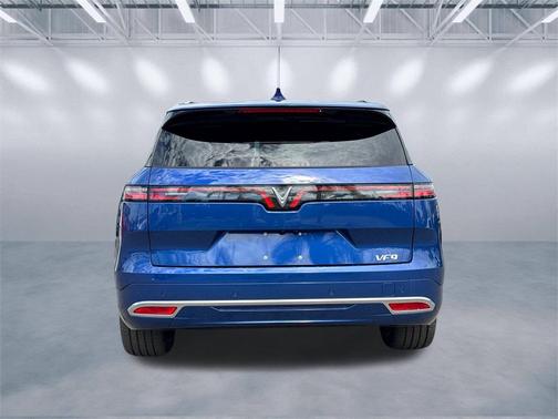 2024 VinFast VF 9 Plus