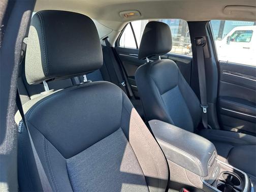 2022 Chrysler 300 Touring