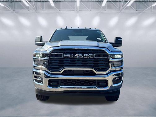 Silver Zynith 2026 RAM 3500 Big Horn Crew Cab 4x4 8' Box