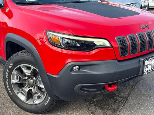 2019 Jeep Cherokee Trailhawk