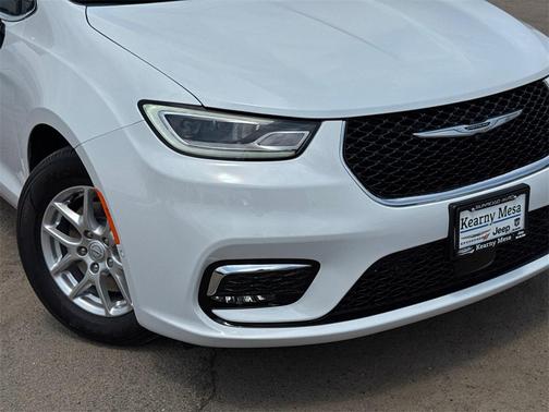 2025 Chrysler Pacifica L