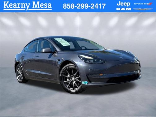 2022 Tesla Model 3 Standard Range
