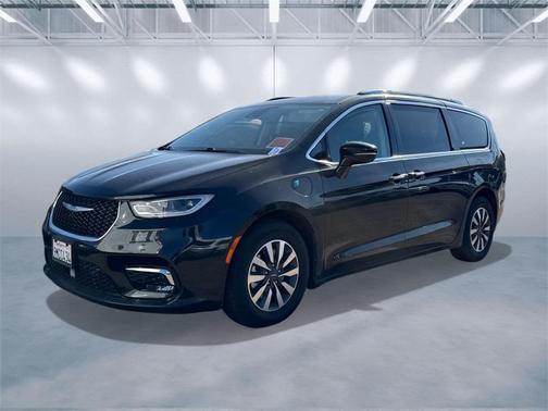 2021 Chrysler Pacifica Hybrid Touring L