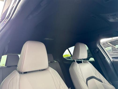 2023 Lexus UX 250h Base