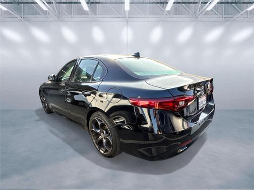 2019 Alfa Romeo Giulia Ti Sport