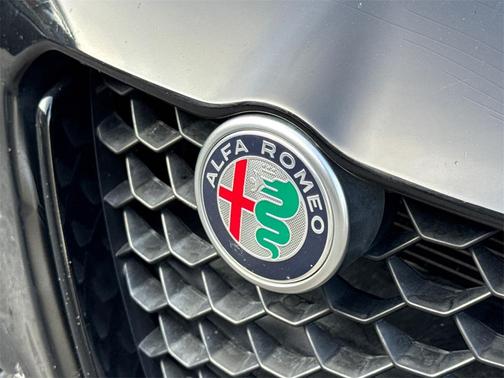 2019 Alfa Romeo Giulia Ti Sport
