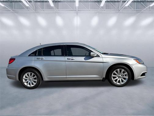 2012 Chrysler 200 Touring