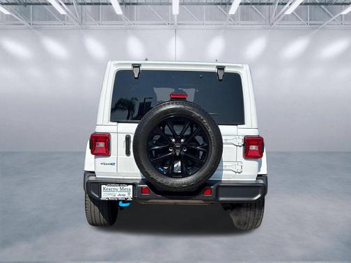 Bright White Clearcoat 2023 Jeep Wrangler 4xe Sahara
