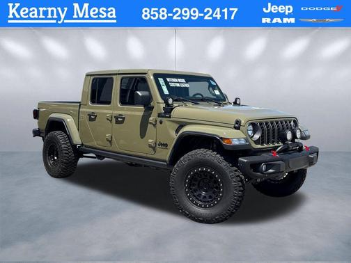 41 2025 Jeep Gladiator Nighthawk