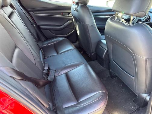 2022 Mazda Mazda3 FWD w/Premium Package