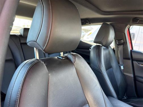 2022 Mazda Mazda3 FWD w/Premium Package