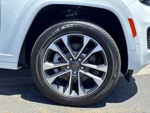 2025 Jeep Grand Cherokee L Overland