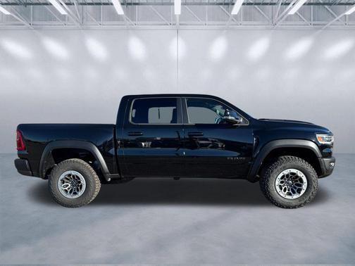 2026 RAM 1500 RHO Crew Cab 4x4 5'7' Box