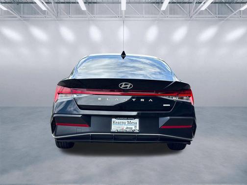 Abyss Black 2025 Hyundai ELANTRA HEV Limited