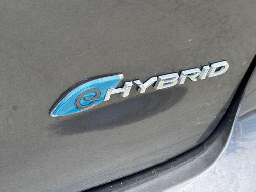 Granite Crystal Metallic Clearcoat 2023 Chrysler Pacifica Hybrid Limited