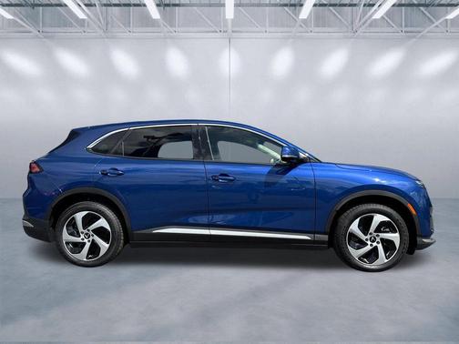VinFast Blue Metallic 2025 VinFast VF 8 Eco