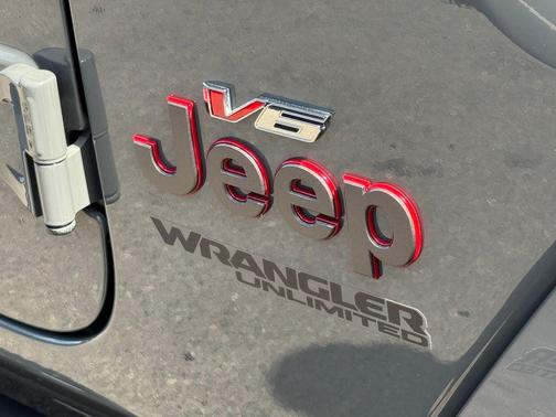Sting-Gray Clearcoat 2019 Jeep Wrangler Unlimited Rubicon