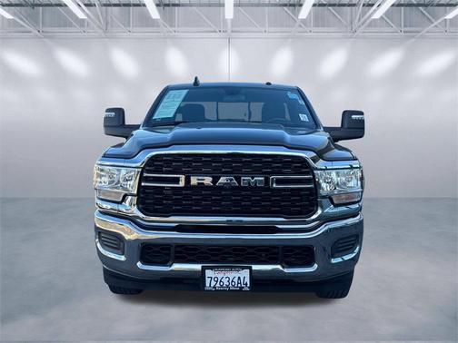 2023 RAM 2500 Tradesman Regular Cab 4x2 8' Box