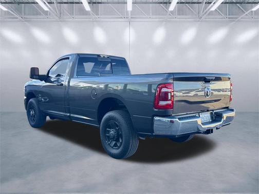 2023 RAM 2500 Tradesman Regular Cab 4x2 8' Box