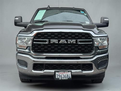 2023 RAM 2500 Tradesman Regular Cab 4x2 8' Box