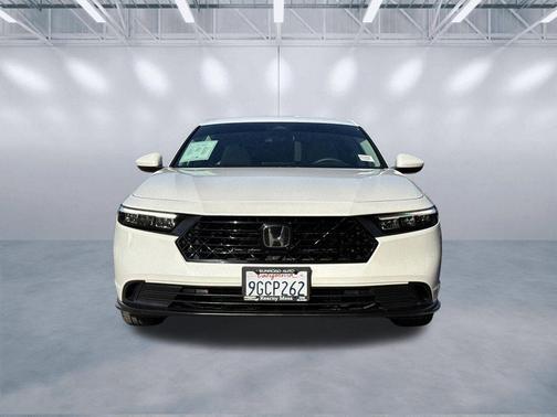 Platinum White Pearl 2023 Honda Accord LX 1.5T