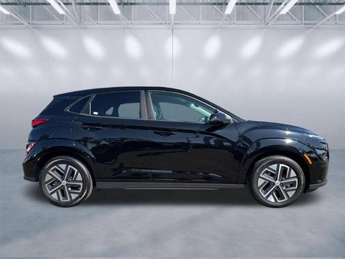 Ultra Black 2023 Hyundai KONA EV SE
