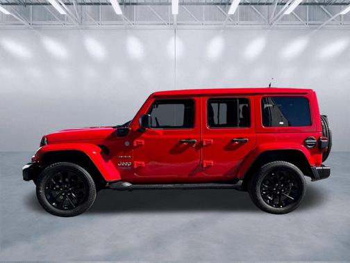 2022 Jeep Wrangler Unlimited 4xe Sahara