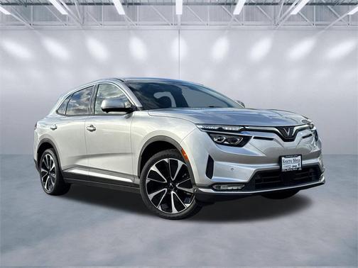 2025 VinFast VF 8 Plus