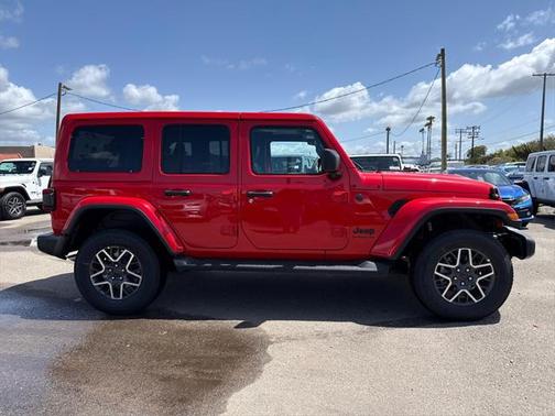 2025 Jeep Wrangler 4-Door Sahara 4x4