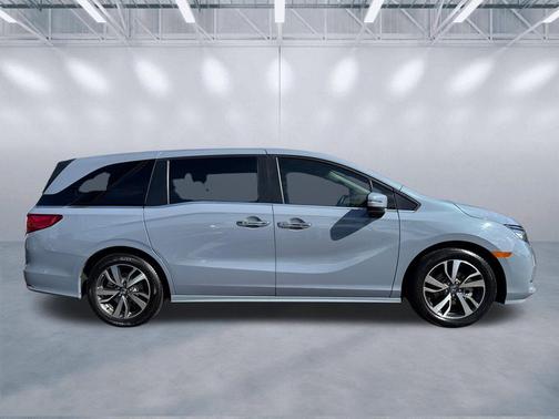 Obsidian Blue Pearl 2023 Honda Odyssey Touring