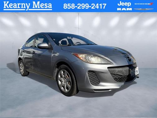 2013 Mazda Mazda3 i Sport