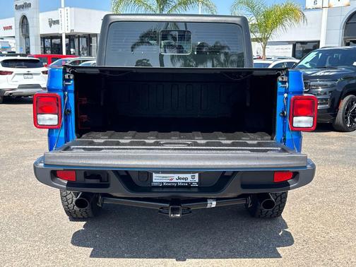 Hydro Blue Pearlcoat 2021 Jeep Gladiator Sport