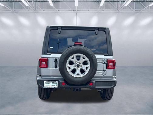 Billet Silver Metallic Clearcoat 2021 Jeep Wrangler Unlimited Sport