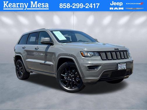Sting-Gray Clearcoat 2021 Jeep Grand Cherokee Altitude