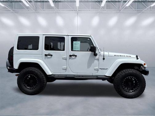 Bright White Clearcoat 2015 Jeep Wrangler Unlimited Rubicon