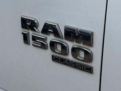 Bright White Clearcoat 2022 RAM 1500 Tradesman