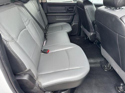 Bright White Clearcoat 2022 RAM 1500 Tradesman