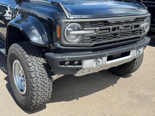 SHADOW BLACK 2024 Ford Bronco Raptor