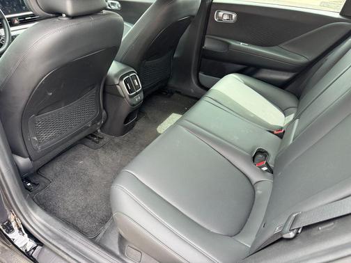 Onyx Black 2023 Hyundai IONIQ 6 SEL