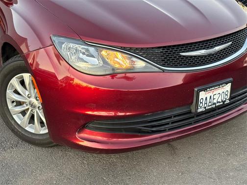 2017 Chrysler Pacifica Touring