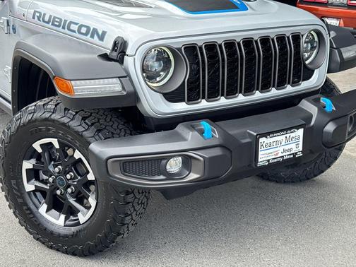 Silver Zynith Clearcoat 2024 Jeep Wrangler 4xe Rubicon