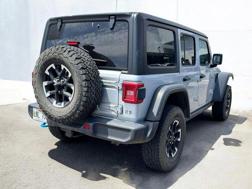 Silver Zynith Clearcoat 2024 Jeep Wrangler 4xe Rubicon