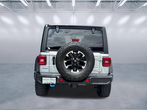 Silver Zynith Clearcoat 2024 Jeep Wrangler 4xe Rubicon