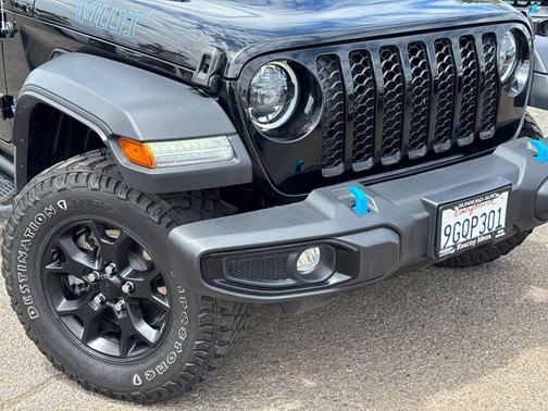 Black Clearcoat 2023 Jeep Wrangler 4xe Willys