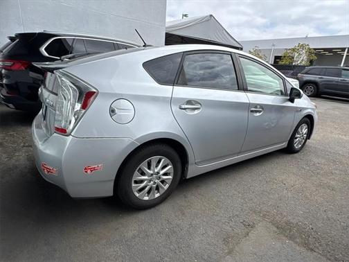 2014 Toyota Prius Plug-in Base